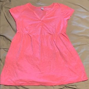 Pink Old Navy maternity tee